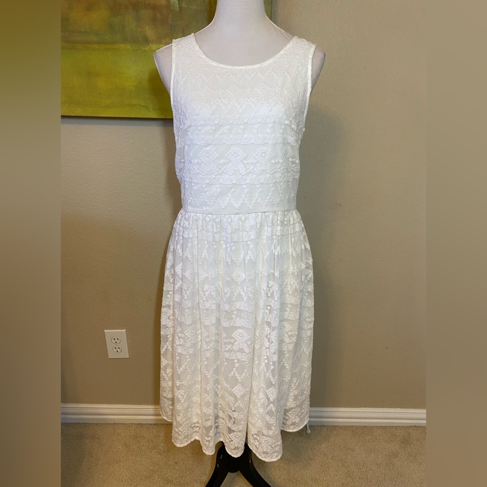 NWOT Sundance White Lace Overlay Dress, Size 6